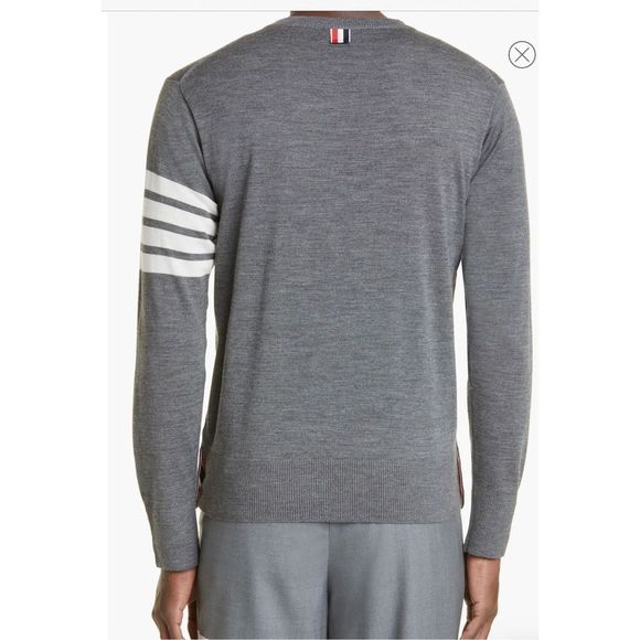 THOM BROWNE MEDIUM GREY FINE MERINO WOOL 4-BAR CREW NECK PULLOVER - Picture 2 of 10